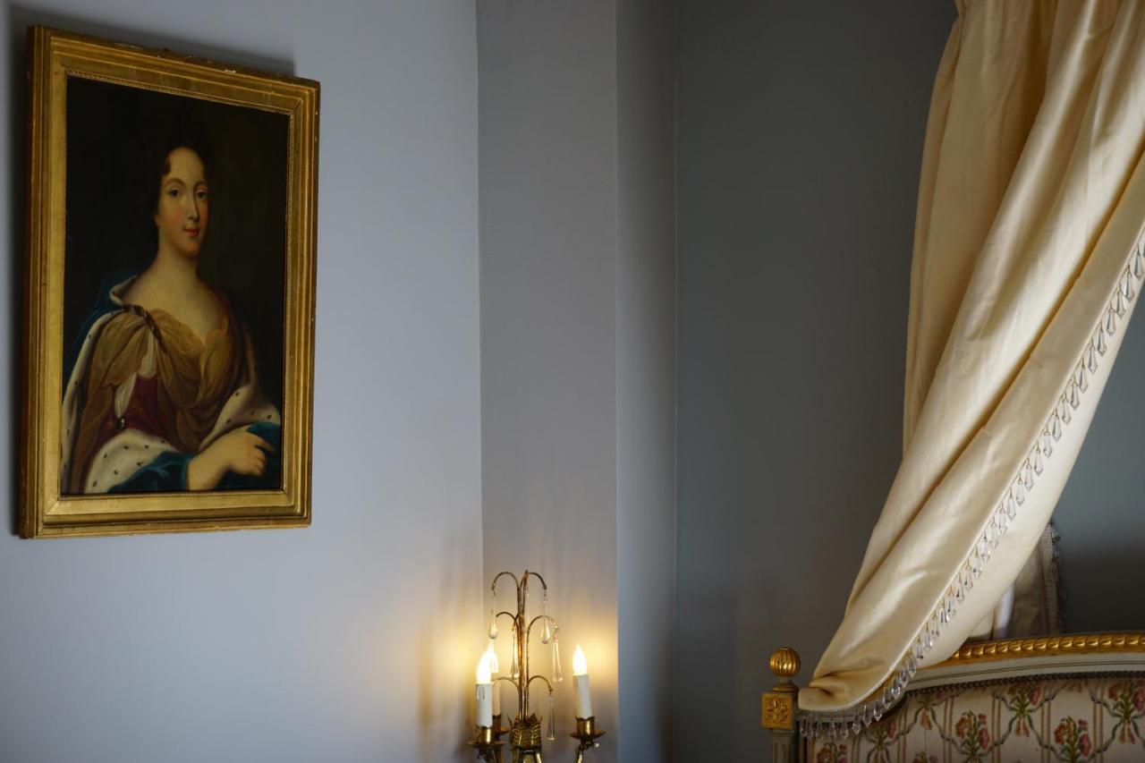 Manoir De La Comtesse Apartment Chailly-en-Biere ภายนอก รูปภาพ