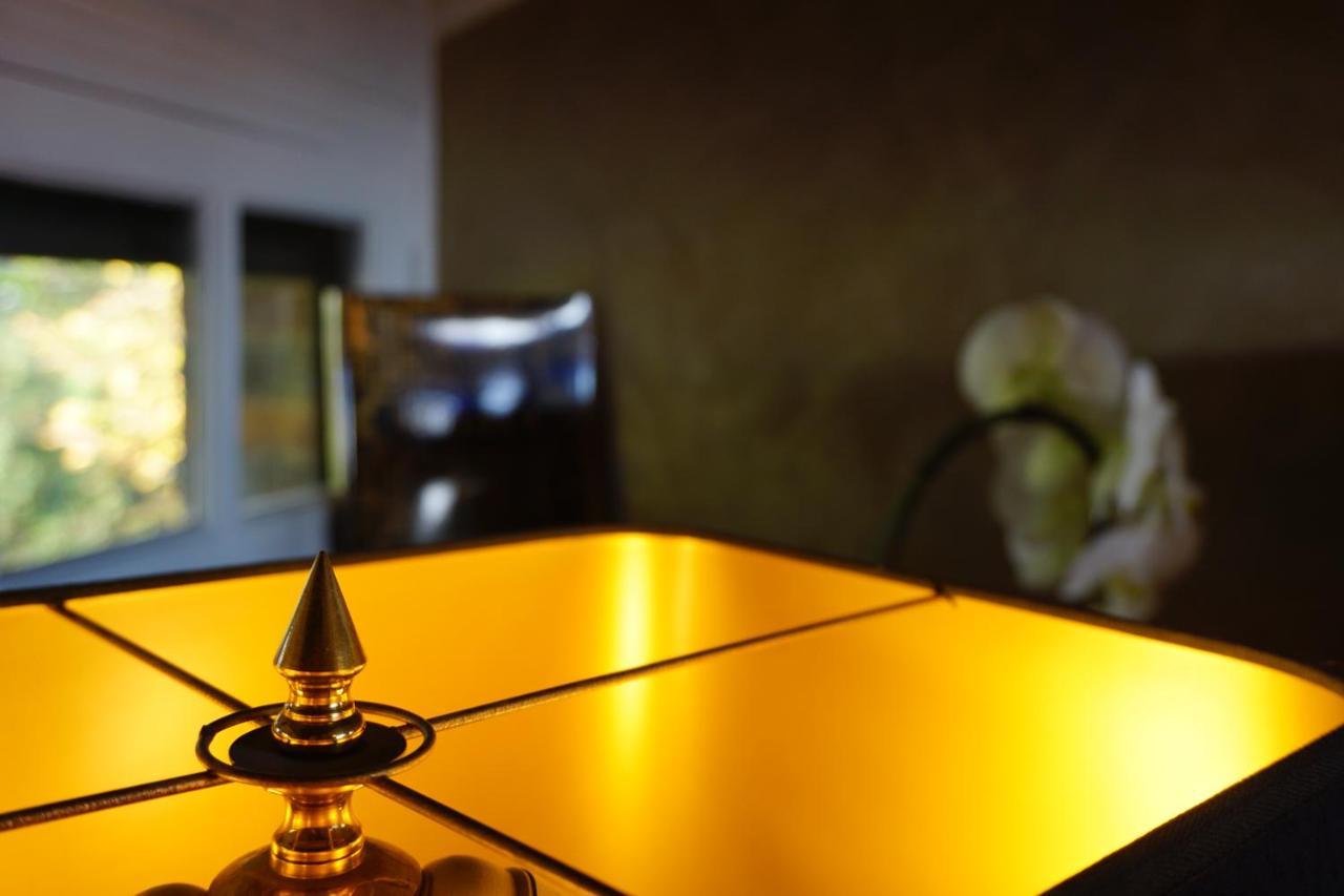 Manoir De La Comtesse Apartment Chailly-en-Biere ภายนอก รูปภาพ