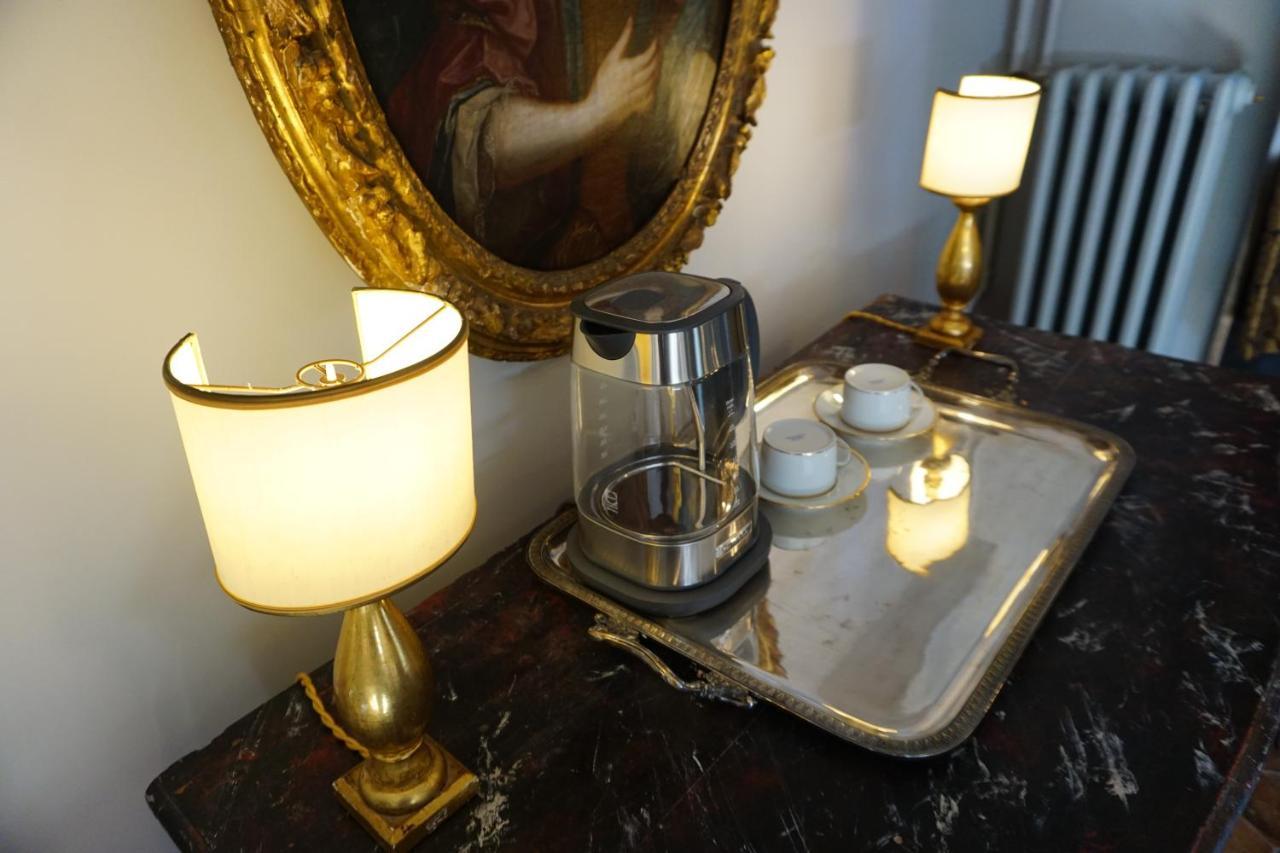 Manoir De La Comtesse Apartment Chailly-en-Biere ภายนอก รูปภาพ