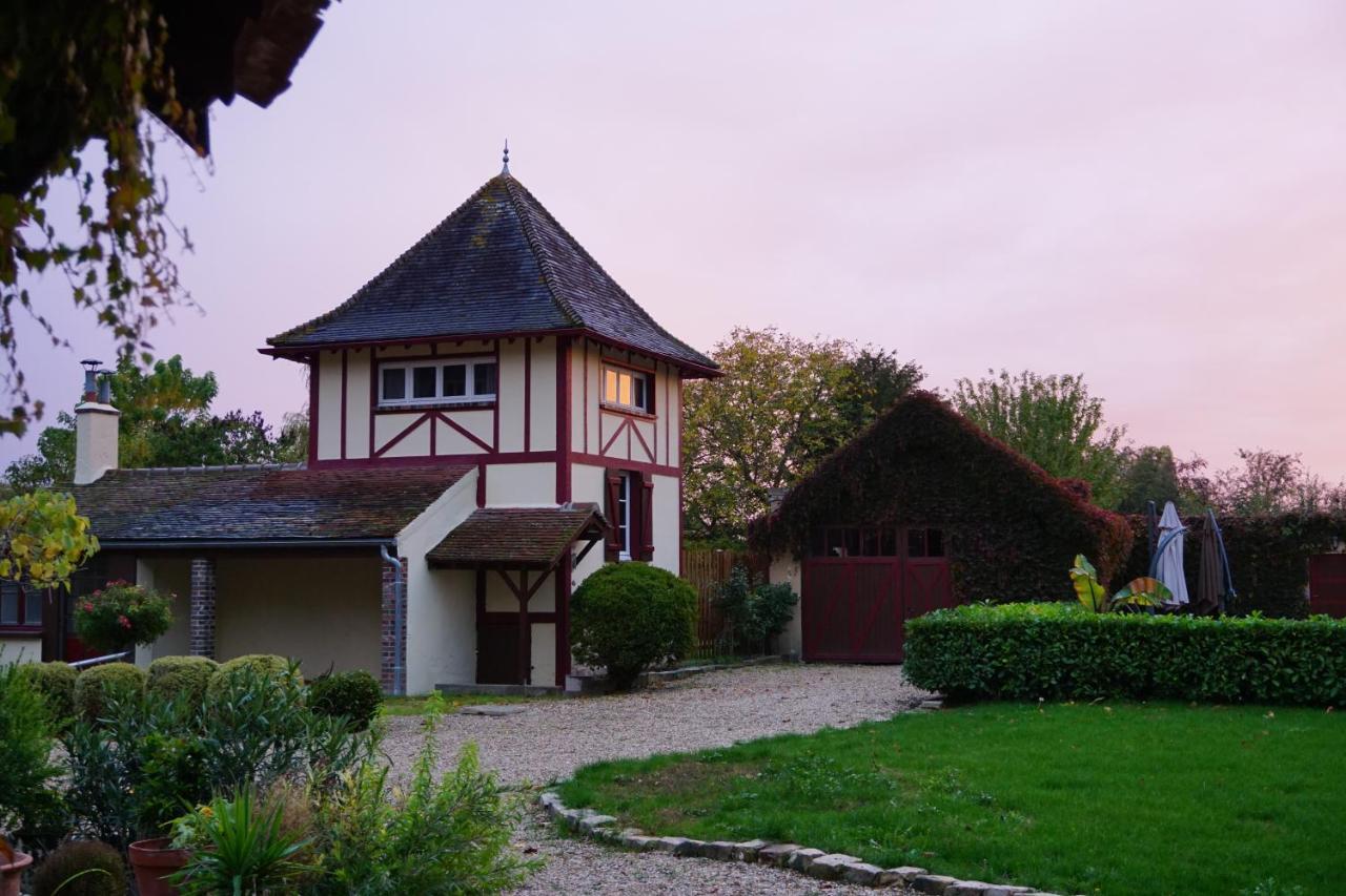 Manoir De La Comtesse Apartment Chailly-en-Biere ภายนอก รูปภาพ