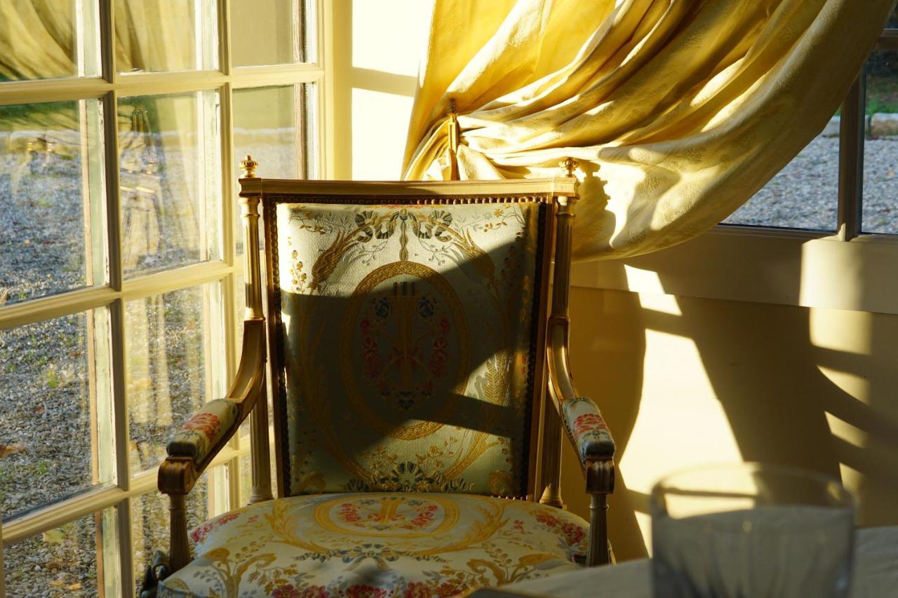 Manoir De La Comtesse Apartment Chailly-en-Biere ภายนอก รูปภาพ