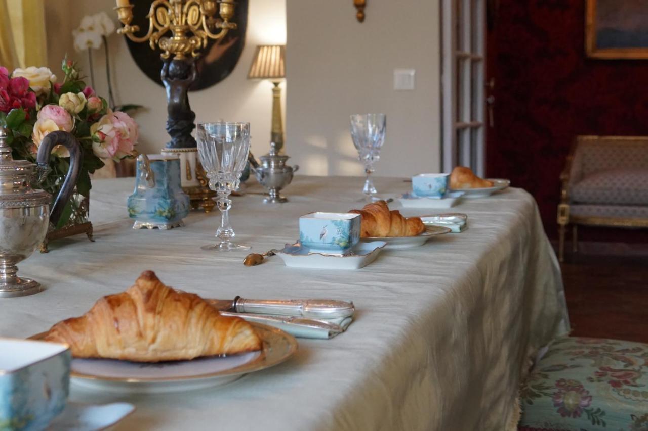 Manoir De La Comtesse Apartment Chailly-en-Biere ภายนอก รูปภาพ